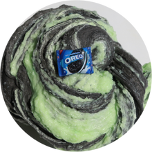 Load image into Gallery viewer, MINT CHIP ICE CREAM SANDWICH