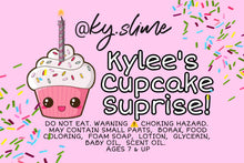 Load image into Gallery viewer, KYLEE'S CUPCAKE SUPRISE! (oven box suprise)