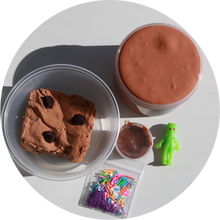 Load image into Gallery viewer, COSMIC BIRTHDAY BROWNIE (AUGUST BIRTHDAY SLIME BOX)
