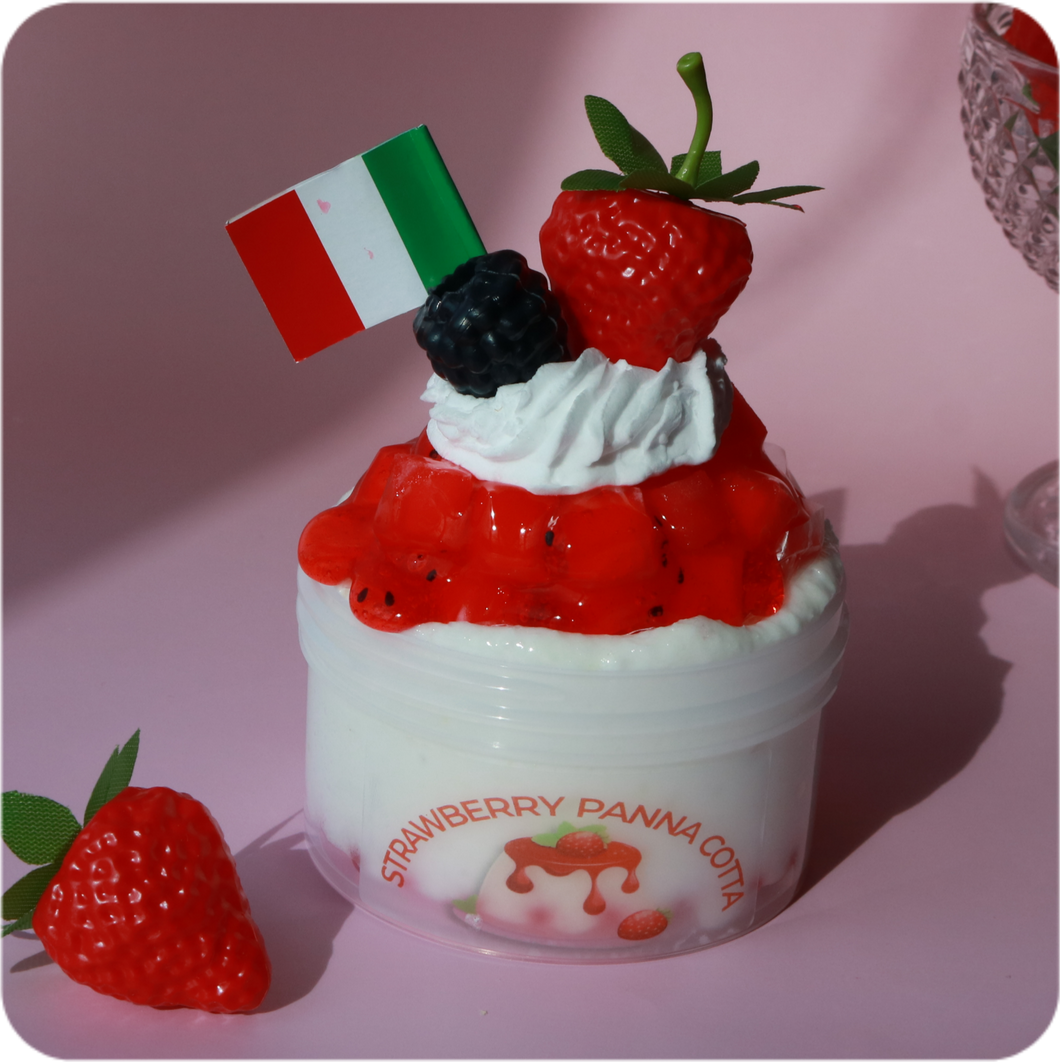 STRAWBERRY PANNA COTTA