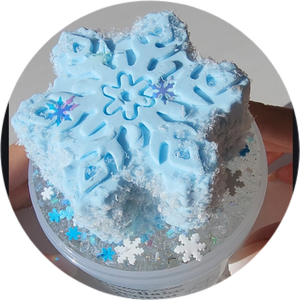 SNOWFLAKE COCONUT CAKE